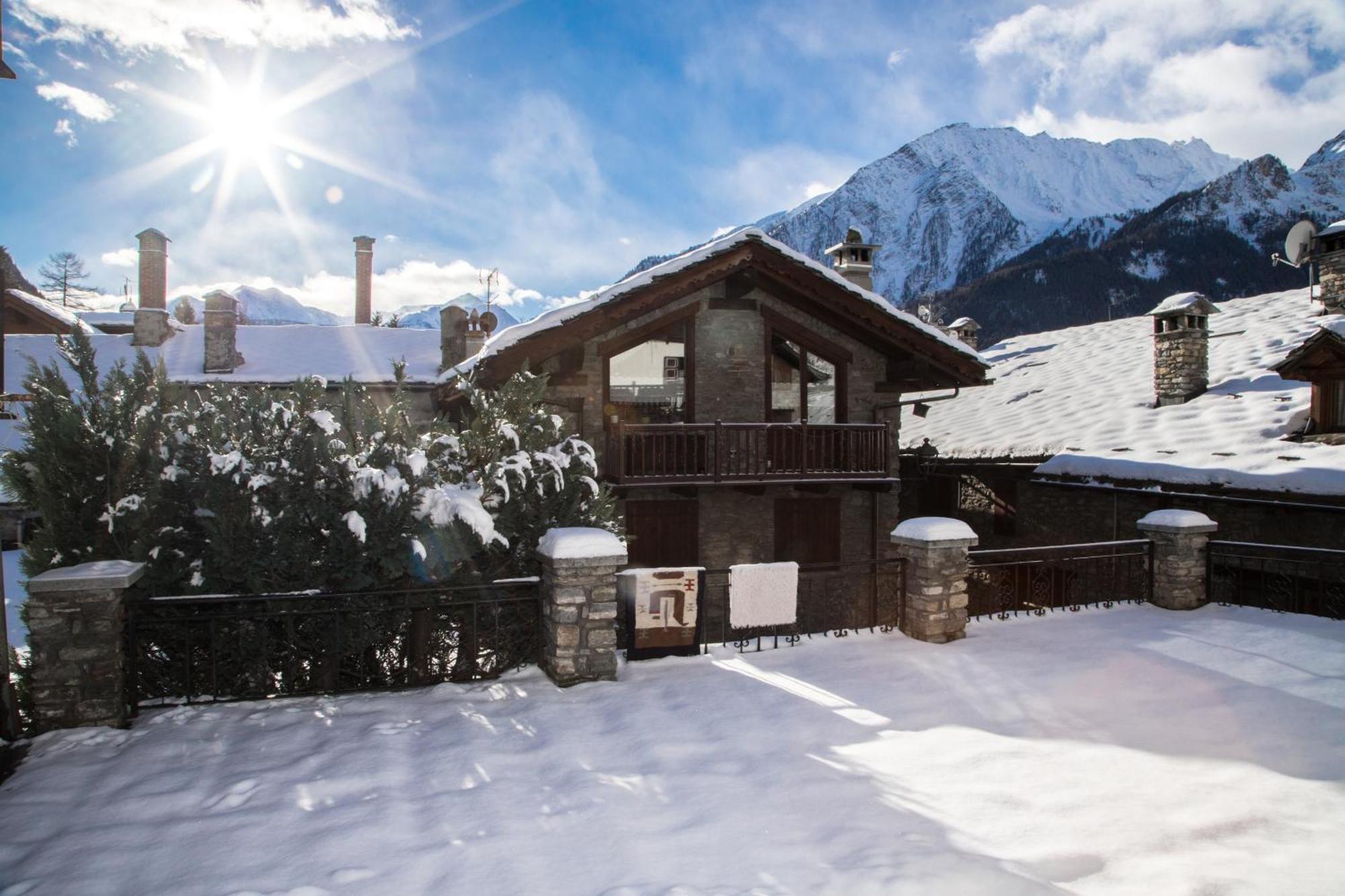 Maison De Meuny Courmayeur Quarto foto