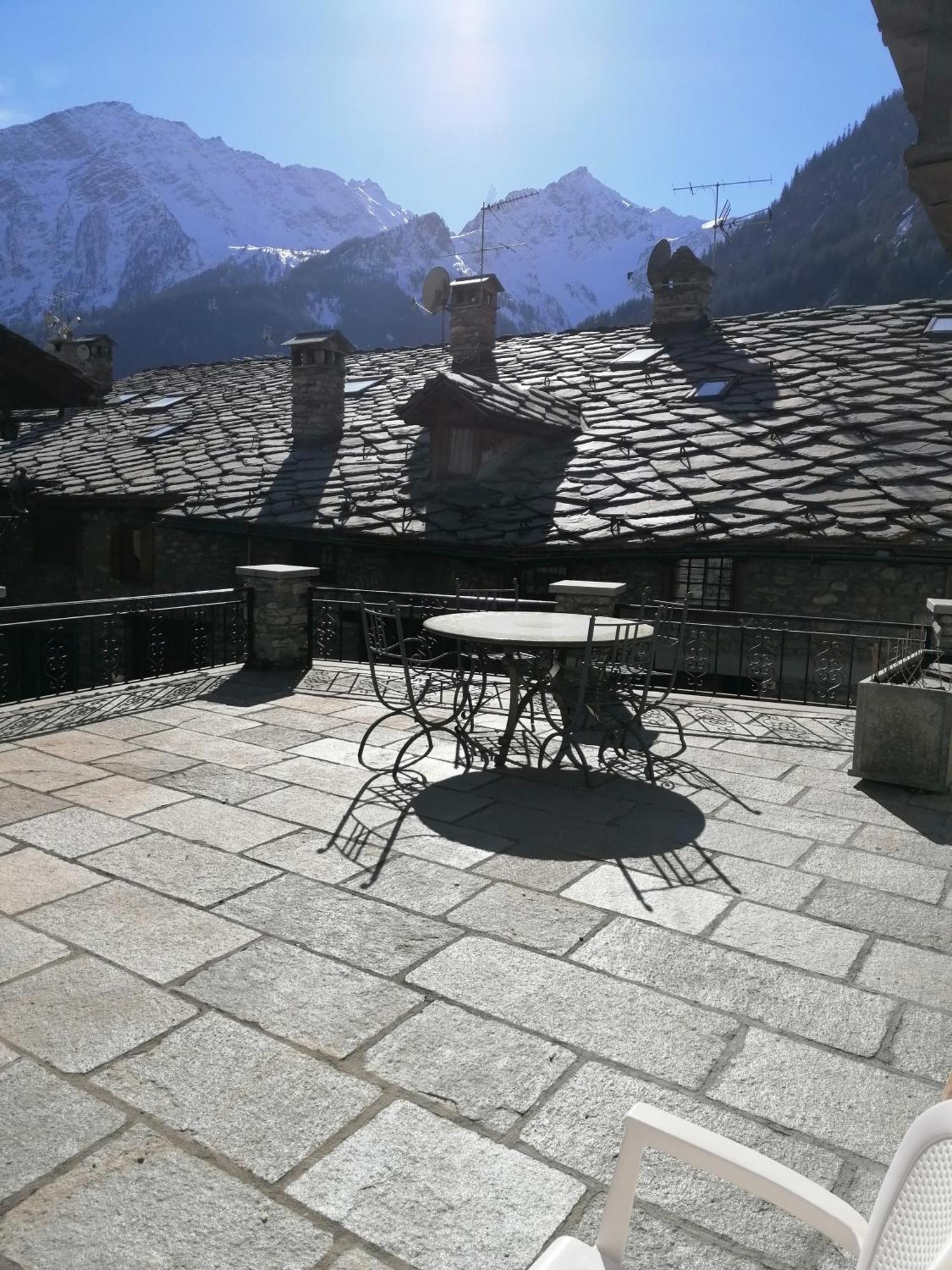Maison De Meuny Courmayeur Quarto foto
